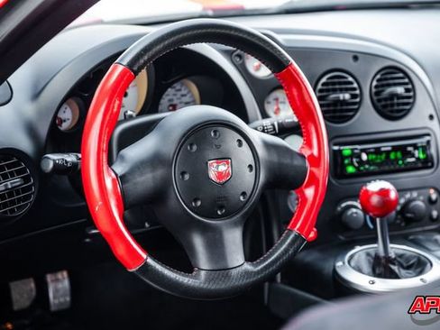 Used 2006 Dodge Viper SRT-10 RWD image 6