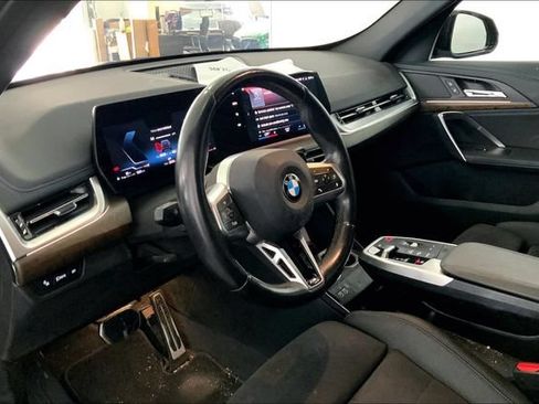 Used 2023 BMW X1 xDrive28i w/ M Sport Package AWD/4WD image 7