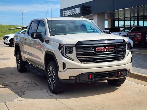 New 2026 GMC Sierra 1500 AT4 w/ AT4 Premium Package image 2