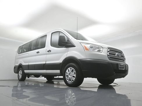 Certified 2019 Ford Transit 350 XLT RWD image 47