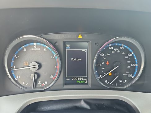 Used 2017 Toyota RAV4 Limited w/ All Weather Liner Package AWD/4WD image 19