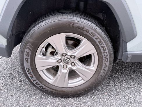 Used 2022 Toyota RAV4 XLE w/ Convenience Package FWD image 36