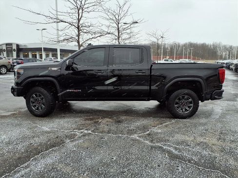 Certified 2024 GMC Sierra 1500 AT4X image 2