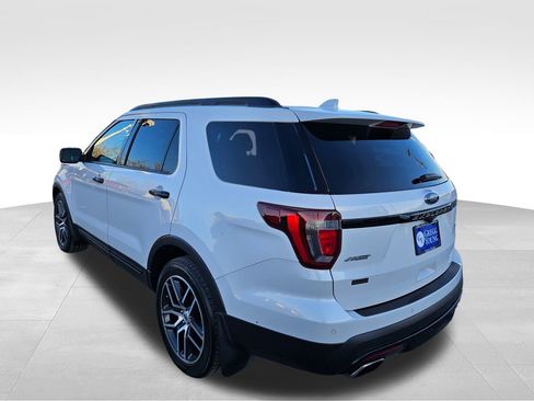 Used 2016 Ford Explorer Sport w/ Equipment Group 401A image 8