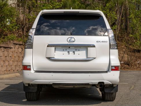 Used 2018 Lexus GX 460 Premium AWD/4WD image 7