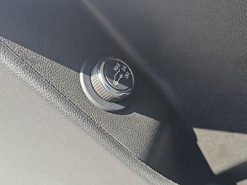 Used 2025 Cadillac XT6 Sport w/ LPO, Floor Liner Package image 30