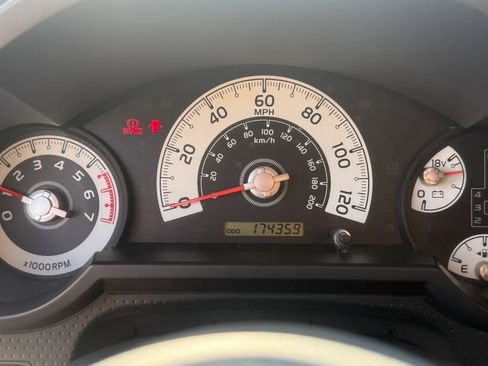 Used 2008 Toyota FJ Cruiser 4WD image 9