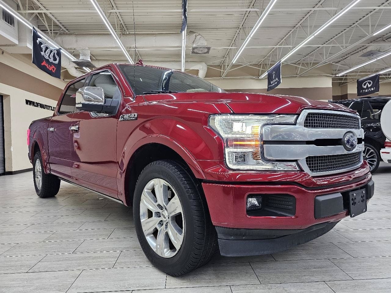 Used 2018 Ford F150 Platinum w/ Equipment Group 701A Luxury RWD image 5