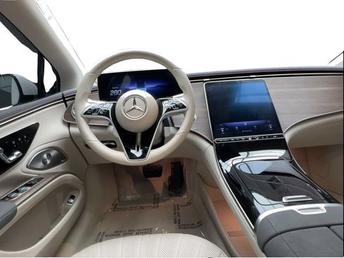 Used 2023 Mercedes-Benz EQS 450+ Sedan image 34