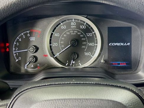 Used 2021 Toyota Corolla LE FWD image 17
