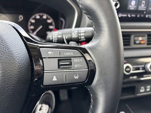 Certified 2025 Honda Pilot Touring image 15