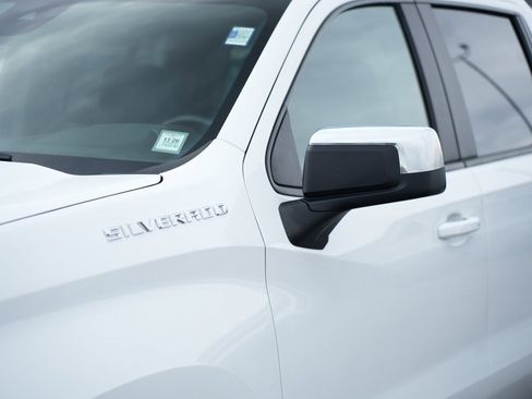 Used 2025 Chevrolet Silverado 1500 LT image 10