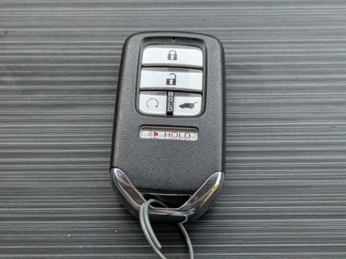 Used 2022 Honda Pilot Touring image 35