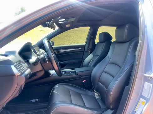 Used 2022 Honda Accord Sport image 12