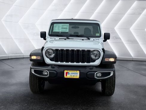 New 2026 Jeep Gladiator Sport AWD/4WD image 9