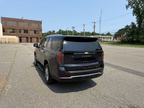 Used 2025 Chevrolet Tahoe LT RWD image 6