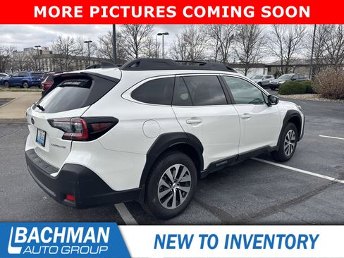 Certified 2025 Subaru Outback Premium w/ Popular Package #1A image 3