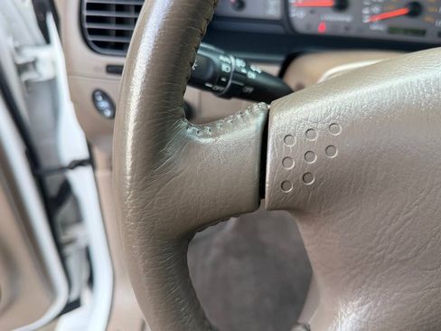 Used 2002 Toyota Sequoia Limited AWD/4WD image 59