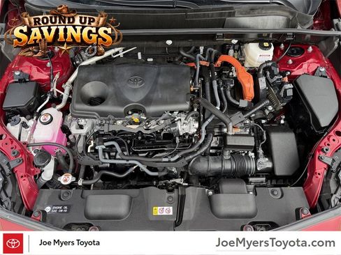 Used 2024 Toyota Venza Limited image 32