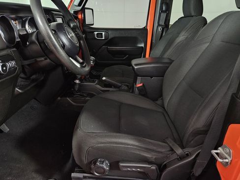 Used 2020 Jeep Wrangler Sport image 21