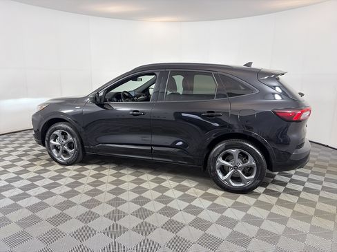 Used 2024 Ford Escape ST-Line image 8