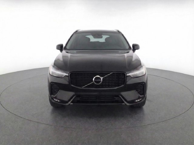 New 2026 Volvo XC60 B5 Plus w/ Protection Package Premier AWD/4WD image 34
