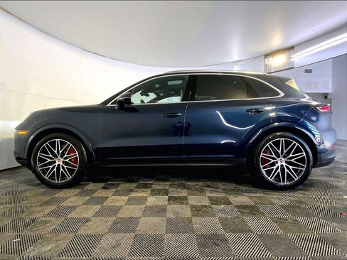Used 2026 Porsche Cayenne S AWD/4WD image 2
