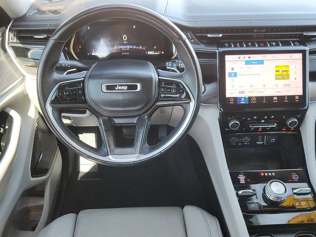 Used 2022 Jeep Grand Cherokee L Overland w/ Luxury Tech Group IV AWD/4WD image 10