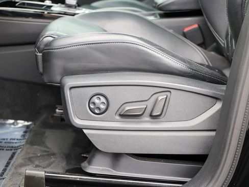 Used 2021 Audi SQ5 Premium Plus w/ Premium Plus Package image 33