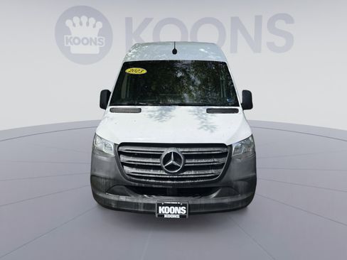 Used 2023 Mercedes-Benz Sprinter 2500 image 8