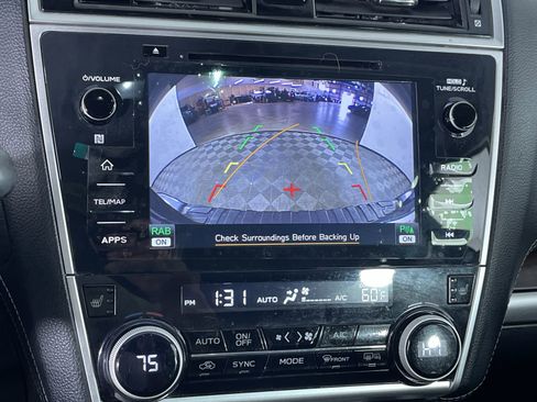 Used 2018 Subaru Outback 3.6R Limited AWD/4WD image 19