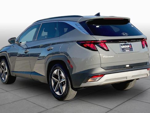 Used 2025 Hyundai Tucson SEL FWD image 11