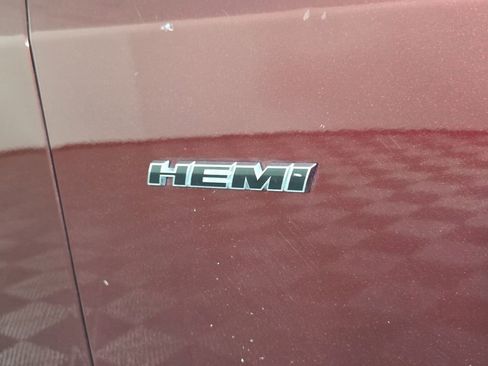 Certified 2018 Dodge Challenger R/T image 29