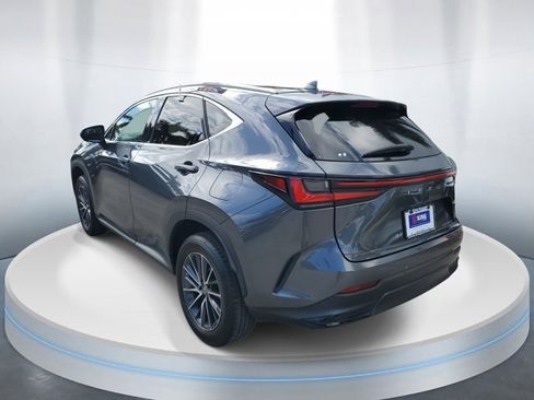 Used 2023 Lexus NX 250 FWD image 3