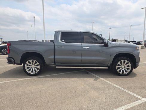 Used 2021 Chevrolet Silverado 1500 High Country AWD/4WD image 2