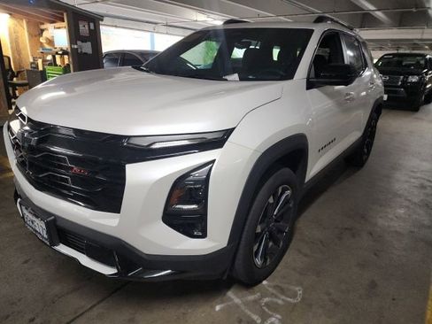 Used 2025 Chevrolet Equinox RS w/ Safety and Technology Package image 5