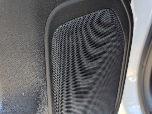 Used 2021 Chevrolet Silverado 1500 Custom image 17