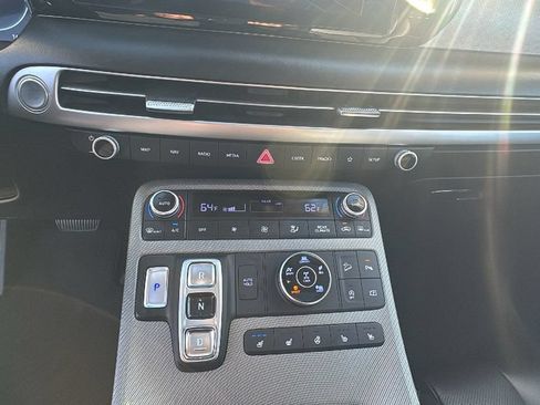 Used 2025 Hyundai Palisade SEL AWD/4WD image 21