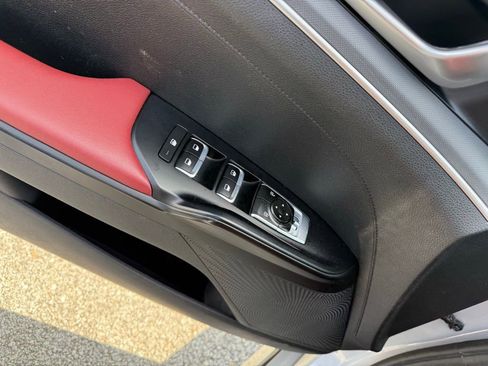 Used 2023 Kia K5 GT-Line image 11