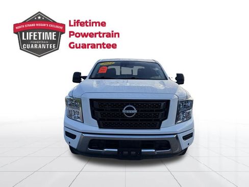 Certified 2024 Nissan Titan SV w/ SV Convenience Package RWD image 10