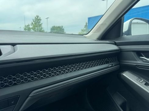 Used 2024 Honda Accord EX image 18