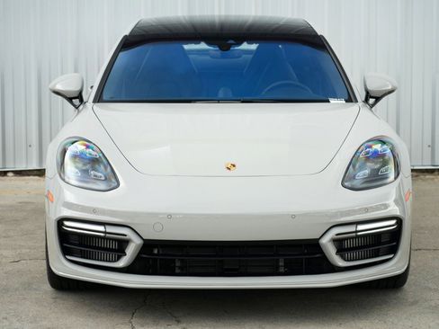 Used 2022 Porsche Panamera 4S w/ Premium Package image 54