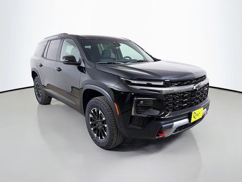 New 2026 Chevrolet Traverse Z71 w/ LPO, Floor Liner Package AWD/4WD image 3