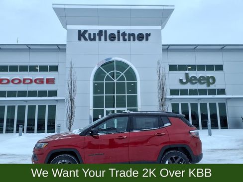 New 2026 Jeep Compass Limited w/ Sun, Sound & Navigation Group image 1