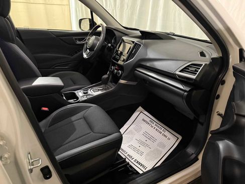 Used 2023 Subaru Forester Premium AWD/4WD image 28