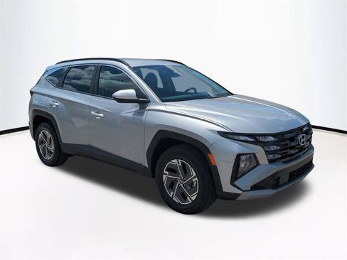 Certified 2025 Hyundai Tucson Blue AWD/4WD image 2