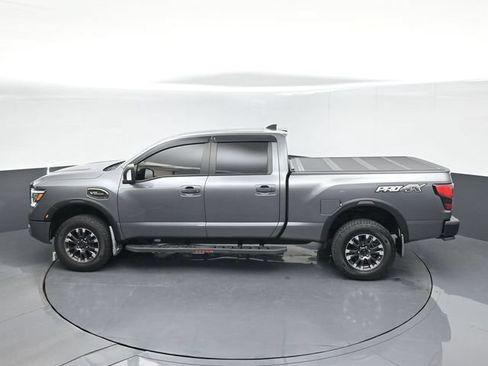 Used 2022 Nissan Titan PRO-4X w/ Pro-4x Convenience Package AWD/4WD image 45