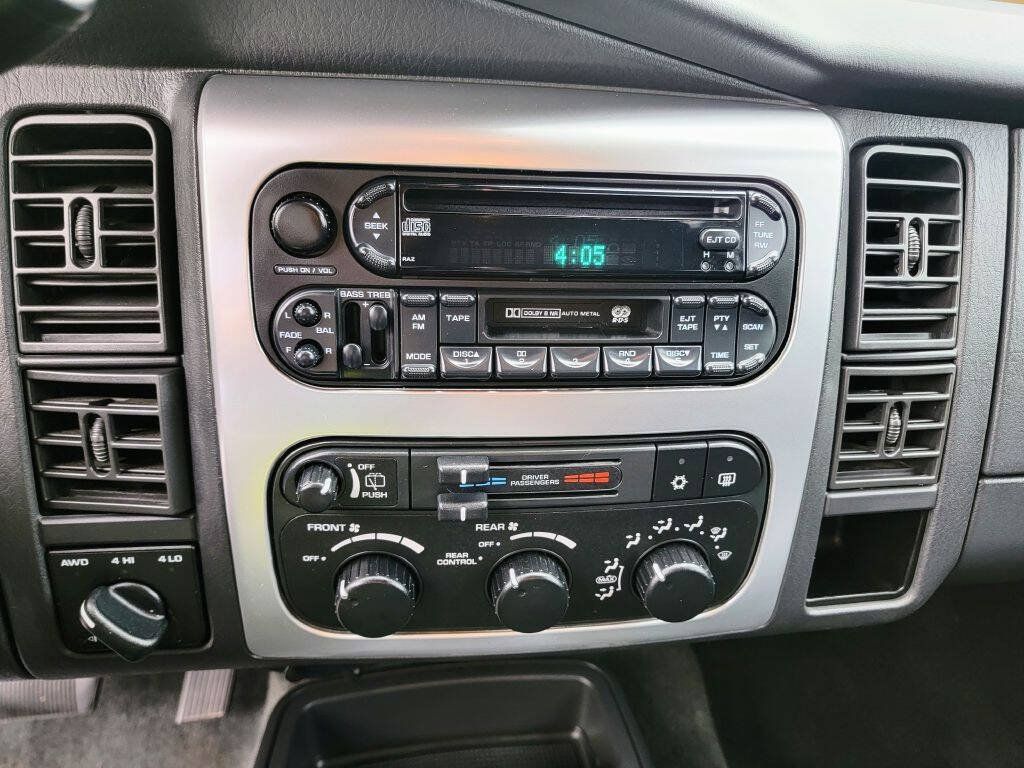 Used 2003 Dodge Durango SLT Plus AWD/4WD image 40