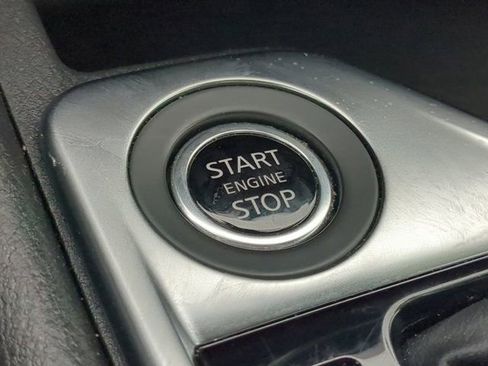 Used 2025 Nissan Sentra SV image 24