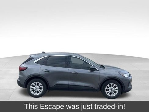 Certified 2023 Ford Escape Active w/ Cold Weather Package FWD image 1